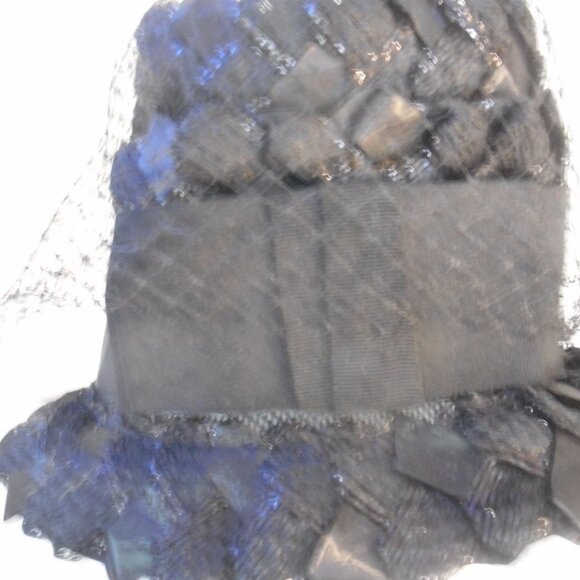 Vintage Women's Black Woven Bucket Hat with netting Union Made - Picture 4 of 6
